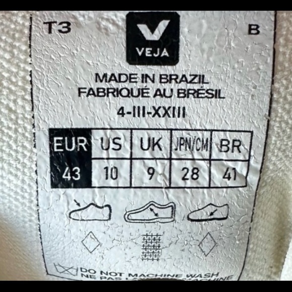 Veja  men’s sneakers - Picture 9 of 9